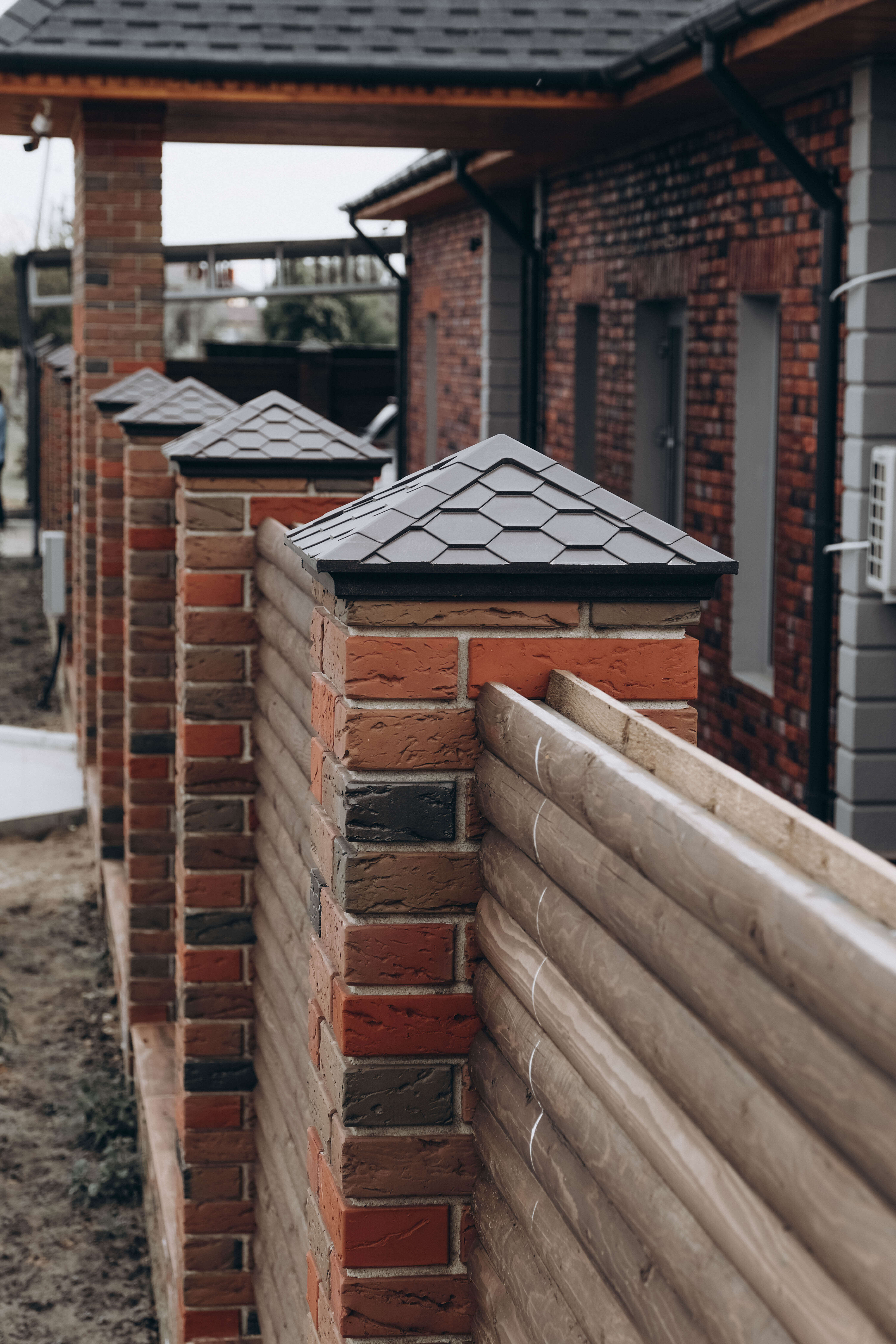 Колпак Zking Эверест Коричневый на столб 1.5х1.5 кирпича (390х390мм) в Светлограде фото