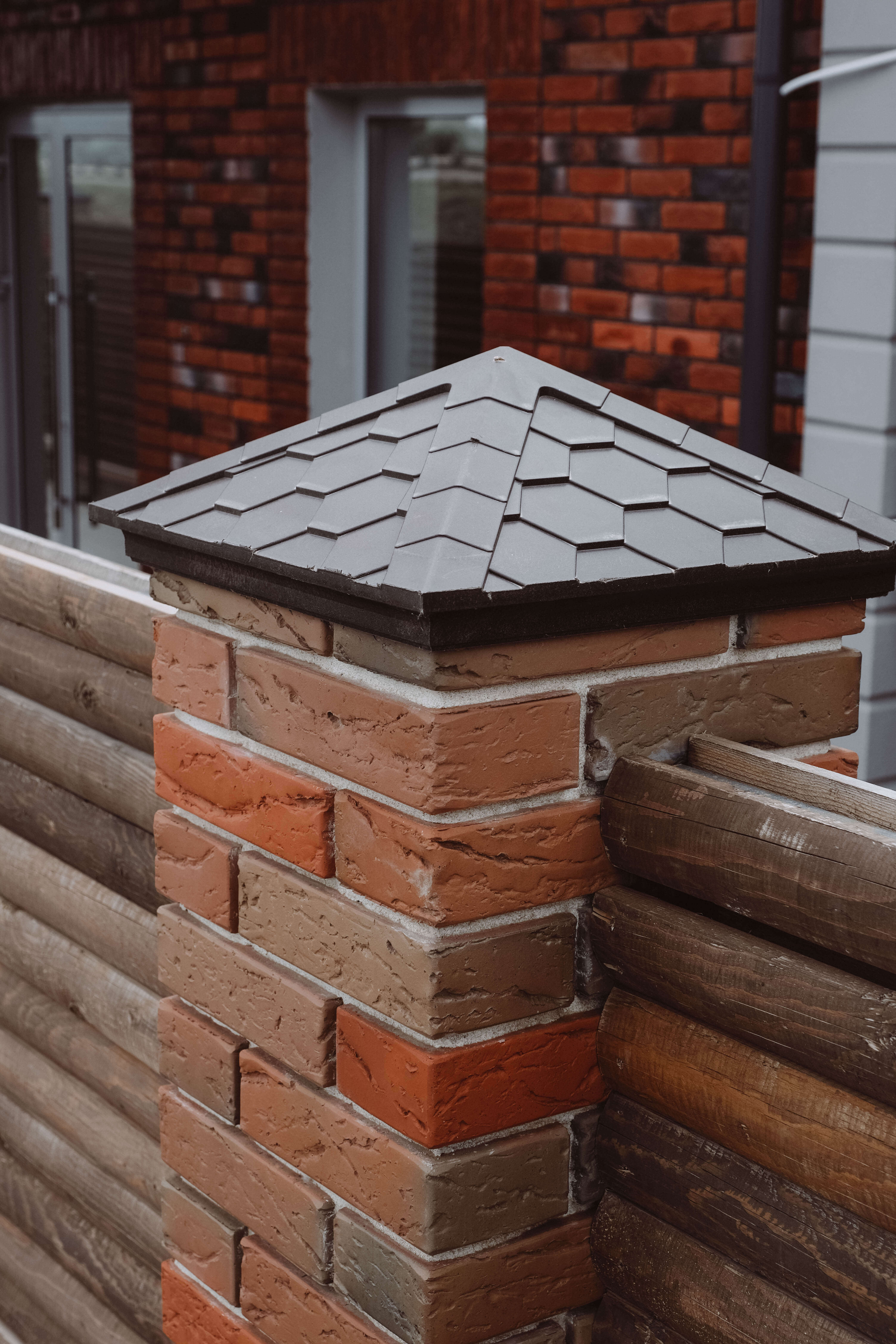 Колпак Zking Эверест Коричневый на столб 1.5х1.5 кирпича (390х390мм) в Светлограде фото